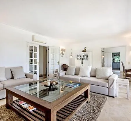 Sleeps 10 Air Con Quinta do Lago