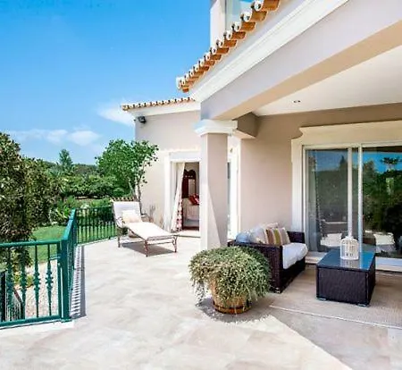 Sleeps 10 Air Con Кинта-до-Лаго